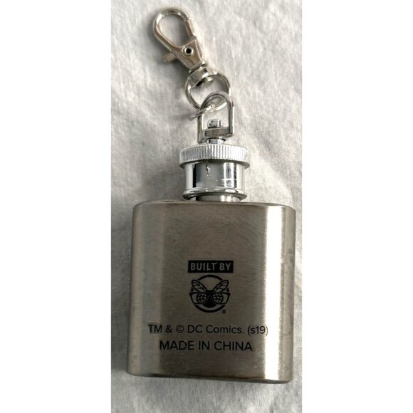 Batman Mini Flask Keychain With Vintage Comic Cover Design - Picture 2 of 4